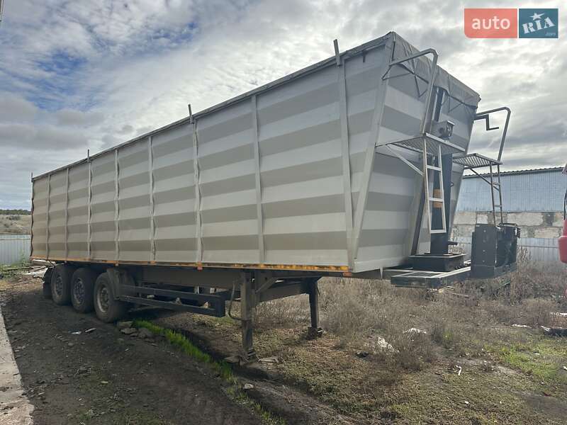 Зерновоз - полуприцеп Kogel AG 2006 в Николаеве