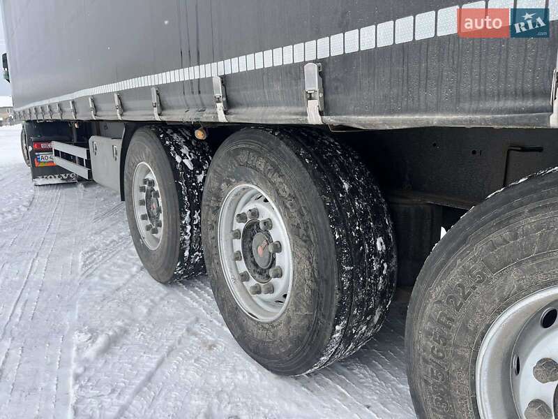 Тентований борт (штора) - напівпричіп Kogel S 24 2015 в Іршаві