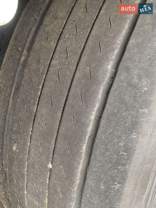 Тентований борт (штора) - напівпричіп Kogel SAF 2015 в Луцьку