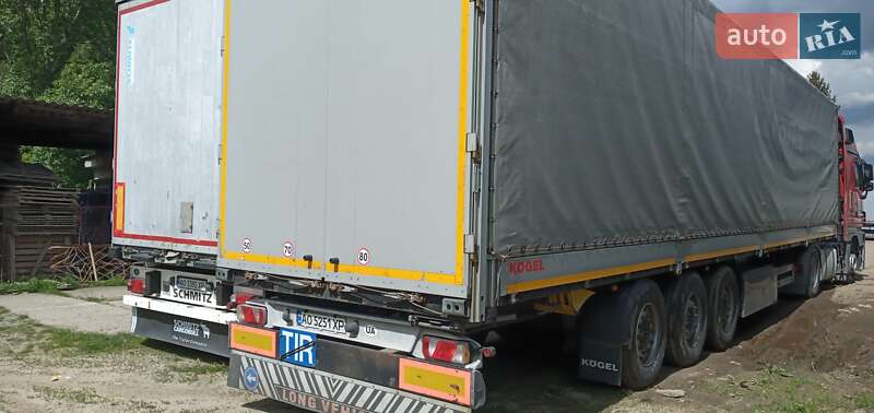 Бортовий напівпричіп Kogel SAF 2014 в Ужгороді