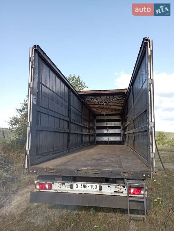 Тентований борт (штора) - напівпричіп Kogel SAF 2011 в Чорткові