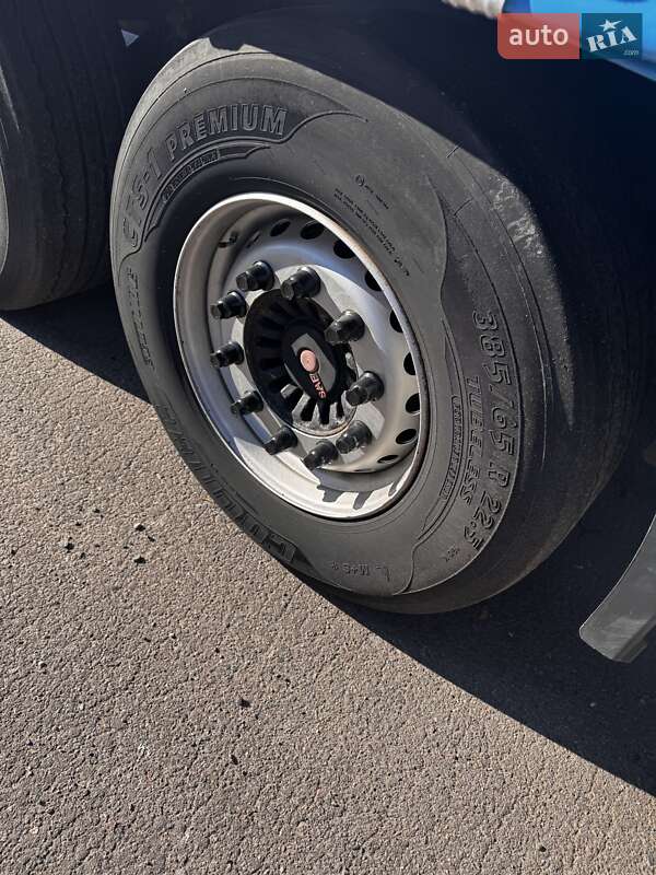 Тентований борт (штора) - напівпричіп Kogel SAF 2015 в Рівному