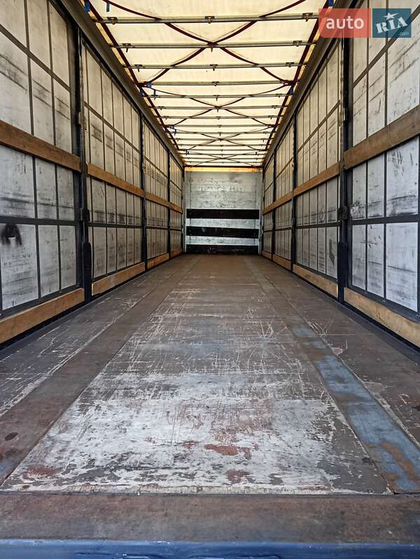 Тентованный борт (штора) - полуприцеп Kogel SAF 2010 в Луцке