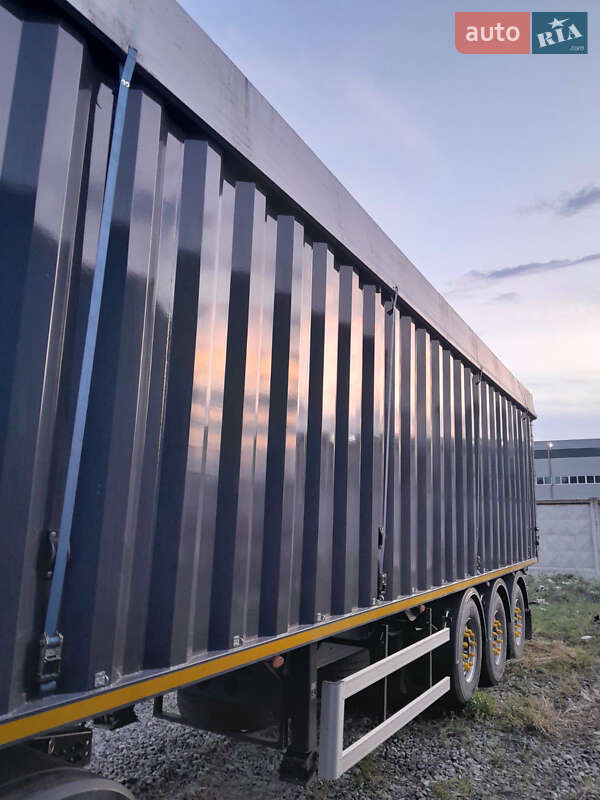 Зерновоз - полуприцеп Kogel SN 24 2014 в Лохвице