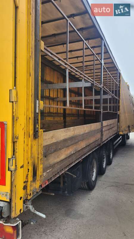 Тентованный борт (штора) - полуприцеп Kogel SN 24 2005 в Днепре