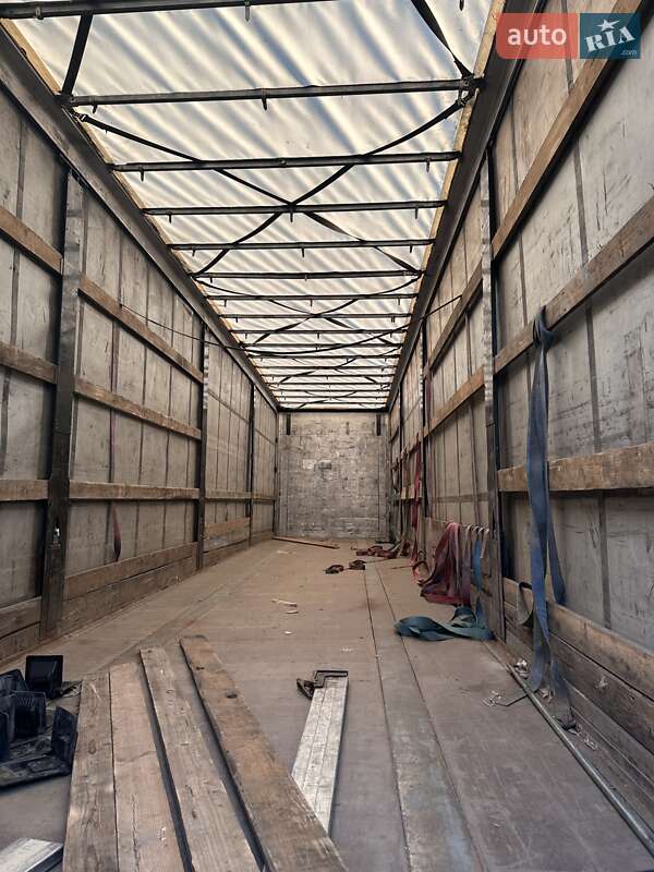 Тентованный борт (штора) - полуприцеп Kogel SN 24 2008 в Луцке