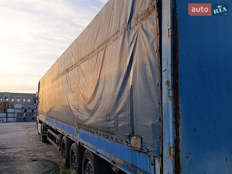 Бортовой полуприцеп Kogel SN 2004 в Житомире