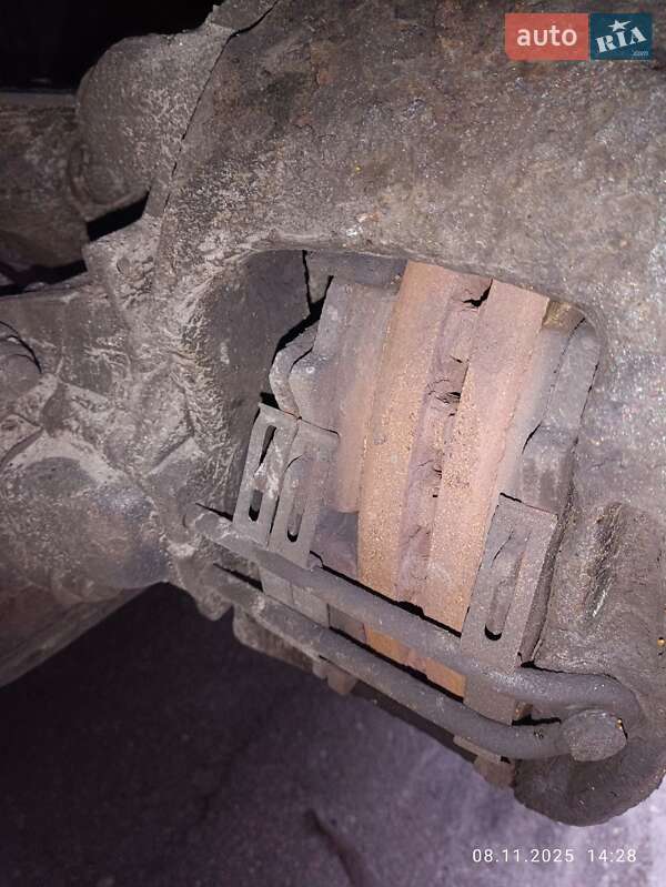 Тентованный борт (штора) - полуприцеп Kogel SNCO 24 2004 в Чернигове