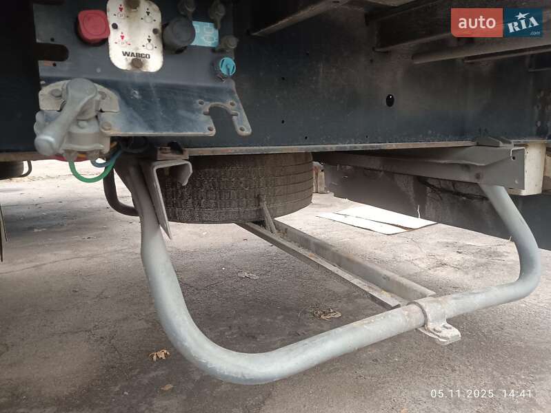 Тентованный борт (штора) - полуприцеп Kogel SNCO 24 2004 в Чернигове