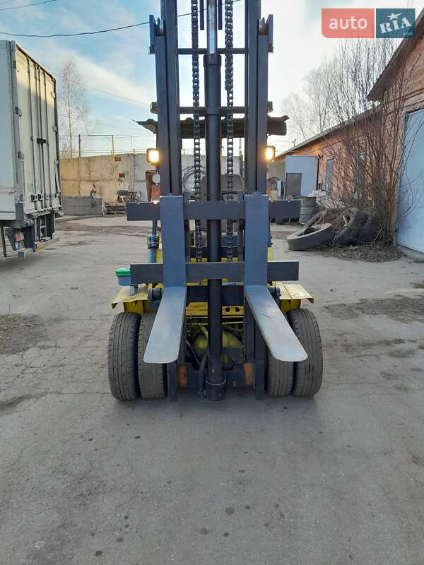 Вилочний навантажувач Komatsu FD 1989 в Вінниці