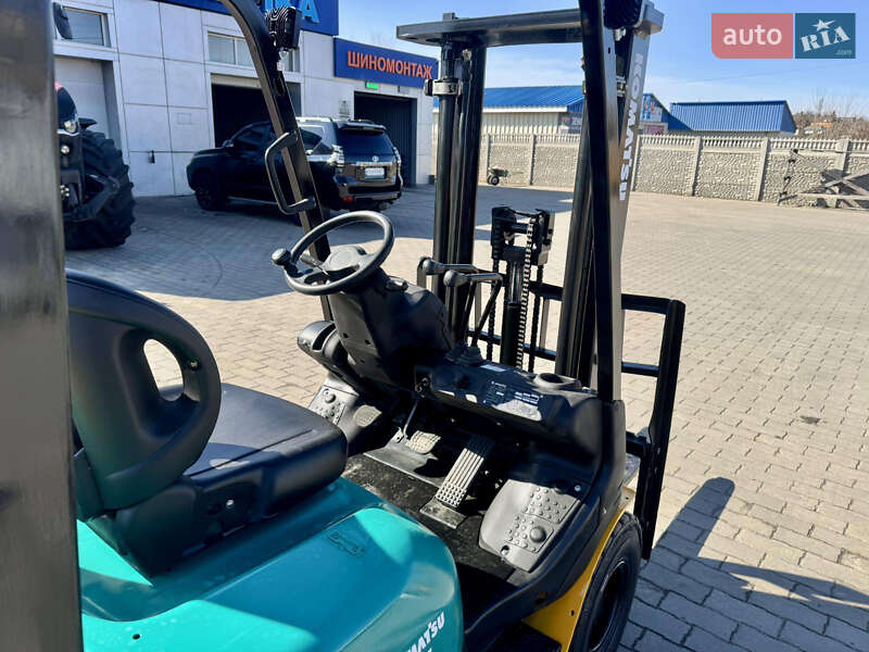 Вилочний навантажувач Komatsu FD 2008 в Радомишлі