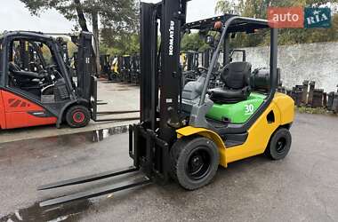 Вилочный погрузчик Komatsu FG 2009 в 