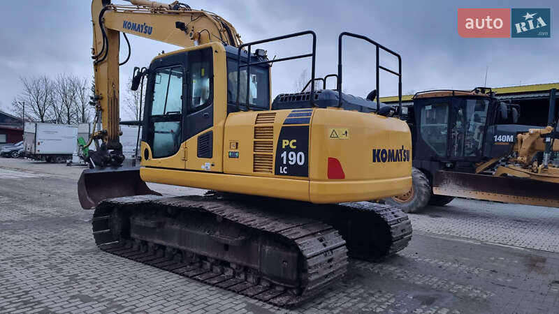 Гусеничный экскаватор Komatsu NLC 2014 в Одессе
