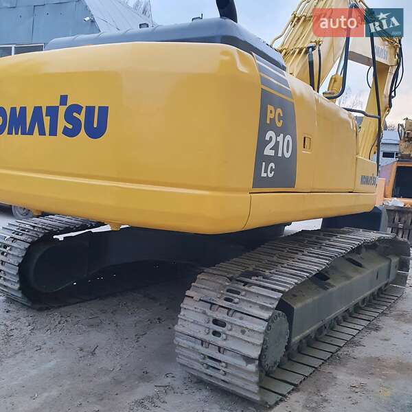Гусеничный экскаватор Komatsu PC 210 2006 в Виннице