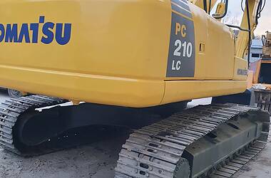 Гусеничный экскаватор Komatsu PC 210 2006 в Виннице