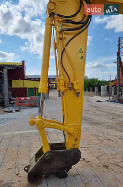 Гусеничный экскаватор Komatsu PC 210 2015 в 