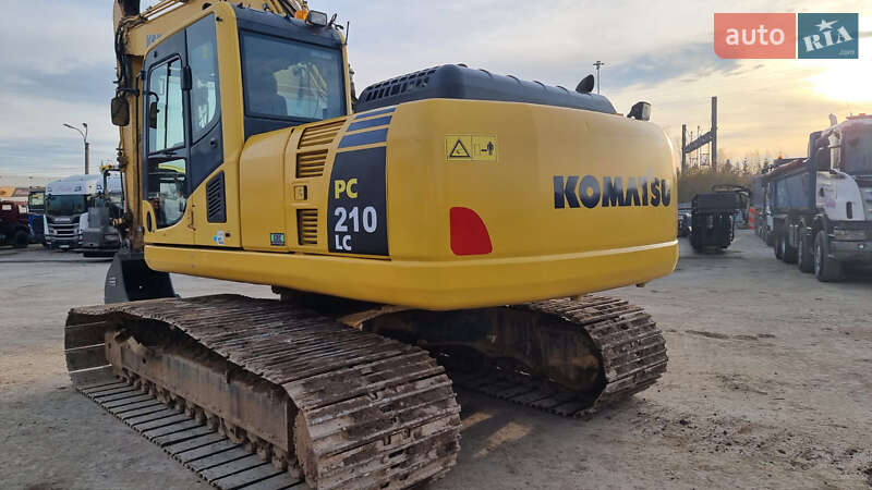 Гусеничний екскаватор Komatsu PC 210LC-8 2012 в Одесі