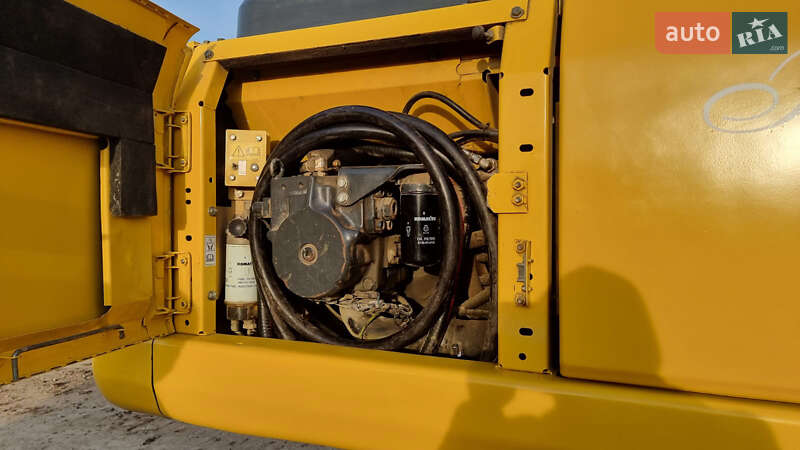 Гусеничний екскаватор Komatsu PC 210LC-8 2012 в Одесі