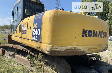 Гусеничный экскаватор Komatsu PC 240NLC-8 2005 в 