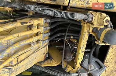 Гусеничный экскаватор Komatsu PC 240NLC-8 2006 в 