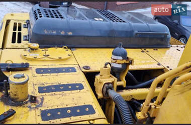 Гусеничный экскаватор Komatsu PC 240NLC-8 2014 в 