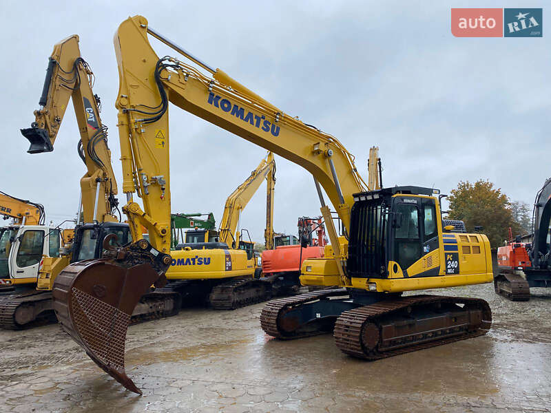 Гусеничний екскаватор Komatsu PC 240NLC-8 2018 в Львові