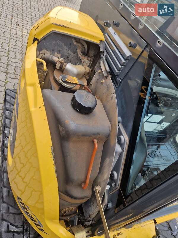 Міні-екскаватор Komatsu PC 30MR 2006 в Чернівцях