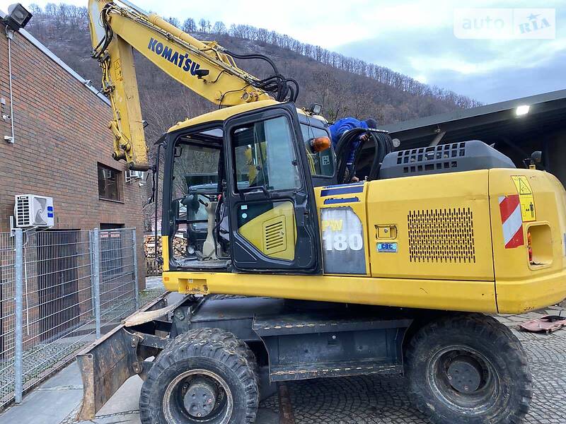 Komatsu PW 2008