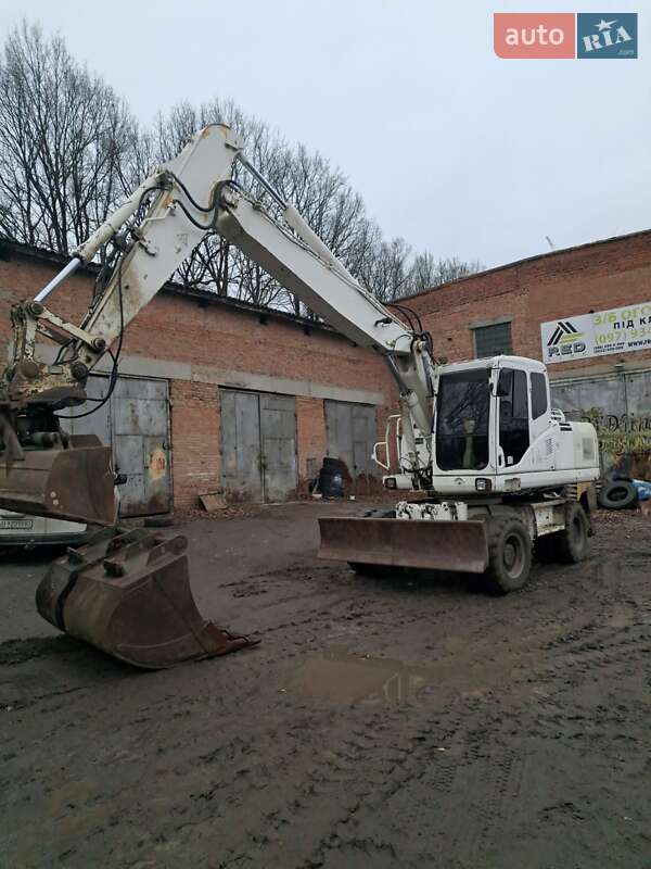 Колесный экскаватор Komatsu PW 2010 в Виннице