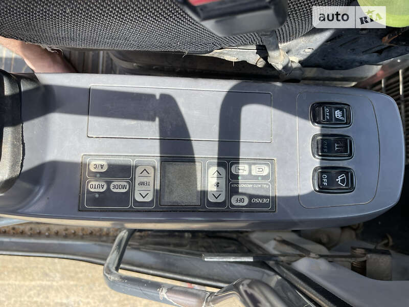 Колесный экскаватор Komatsu PW 2007 в Рожнятове