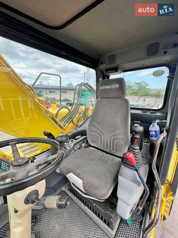 Экскаватор погрузчик Komatsu PW 2007 в Одессе