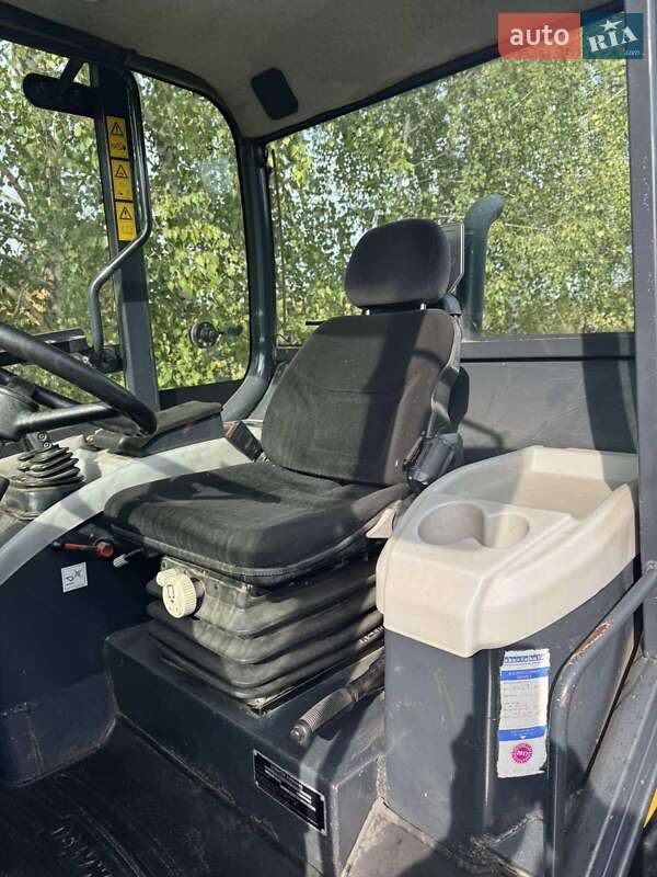 Фронтальні навантажувачі Komatsu WA 2005 в Камені-Каширському фото 10 Фронтальні навантажувачі Komatsu WA 2005 в Камені-Каширському