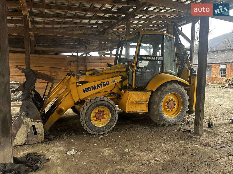 Экскаватор погрузчик Komatsu WB 2002 в Иршаве