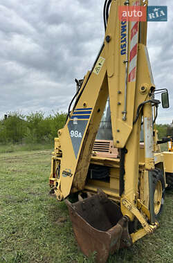 Экскаватор погрузчик Komatsu WB 2005 в 