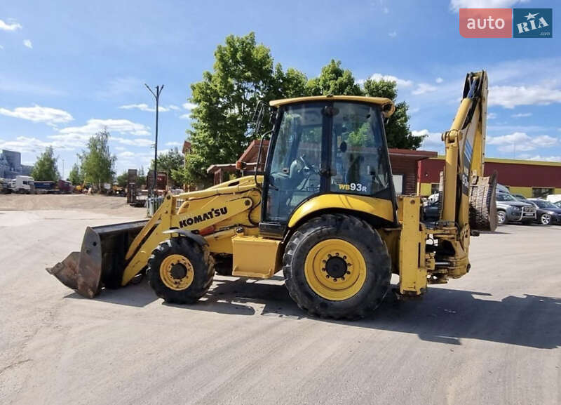 Экскаватор погрузчик Komatsu WB 2008 в Николаеве