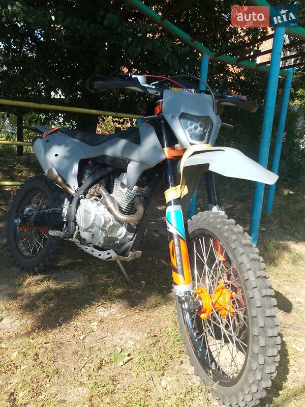 Мотоцикл Позашляховий (Enduro) Kovi 250 Advance 2025 в Корюківці фото 3 Мотоцикл Позашляховий (Enduro) Kovi 250 Advance 2025 в Корюківці