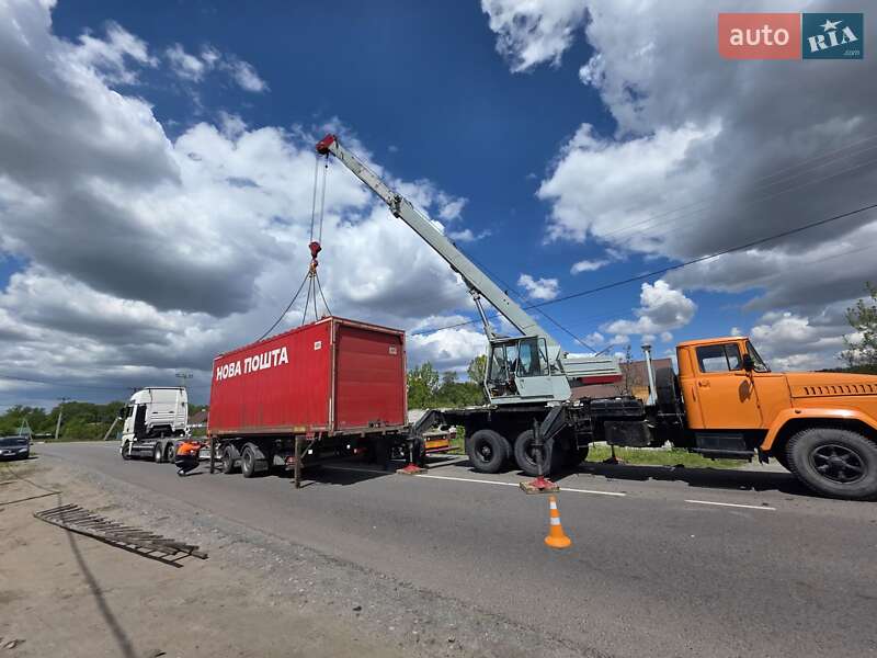 Автокран КрАЗ 250 2002 в 