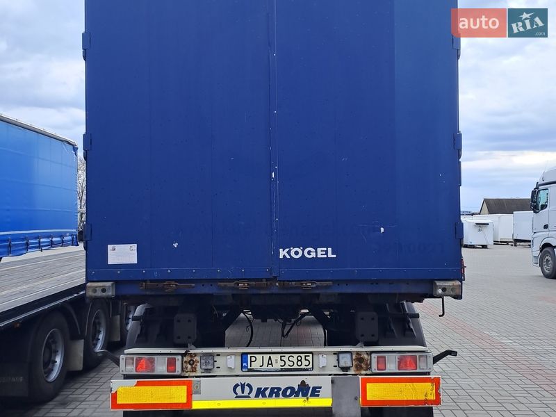 Контейнеровоз Krone AZ 2018 в Черкассах