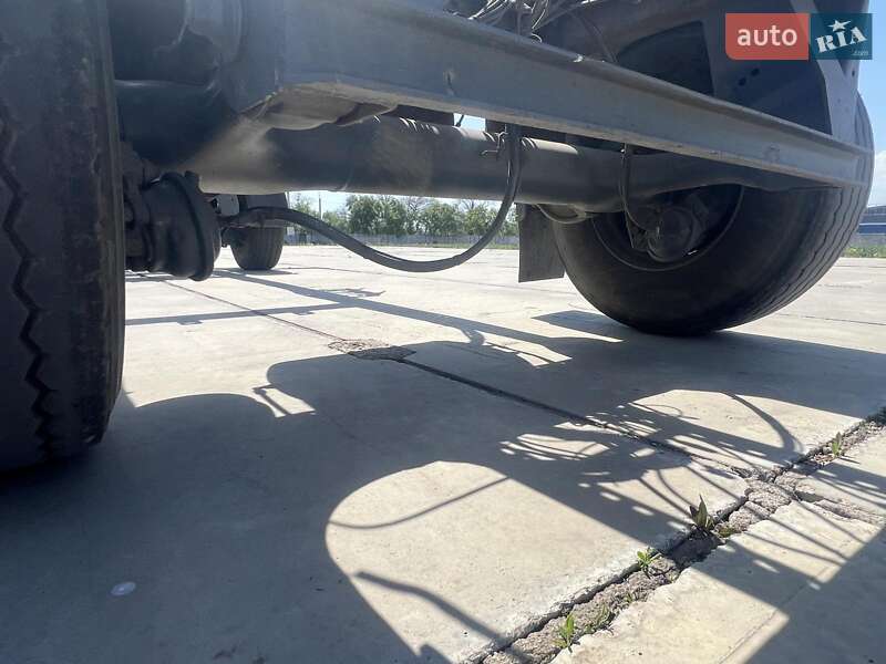 Контейнеровоз Krone AZF 2005 в Одессе