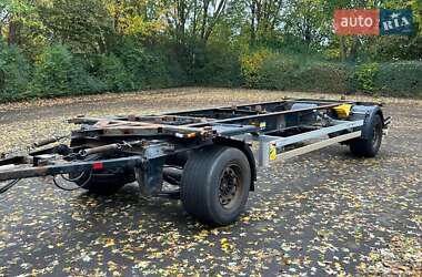 Контейнеровоз Krone BDF 2016 в Чернівцях