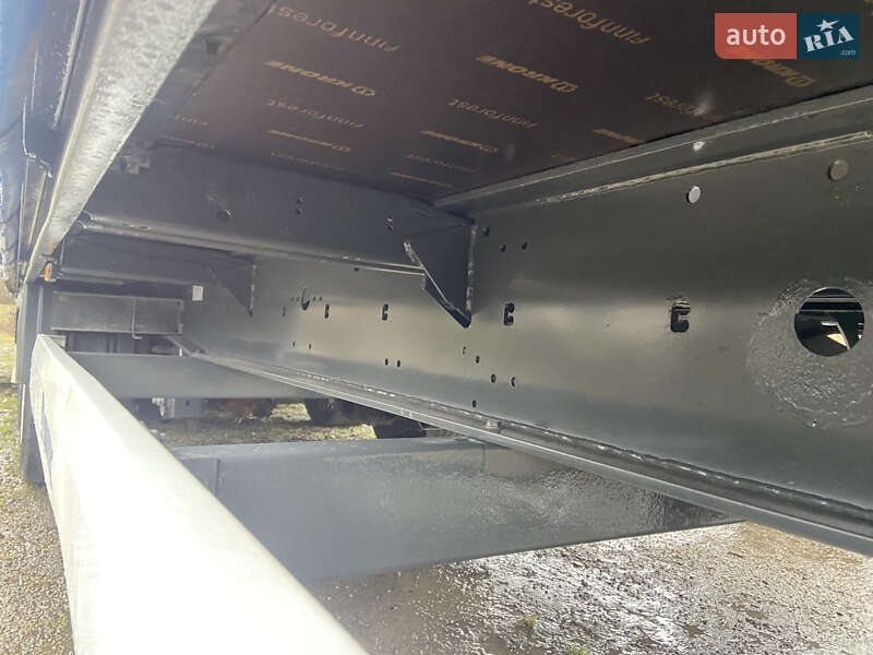 Тентованный борт (штора) - полуприцеп Krone Mega 2012 в Бучаче фото 15 Тентованный борт (штора) - полуприцеп Krone Mega 2012 в Бучаче