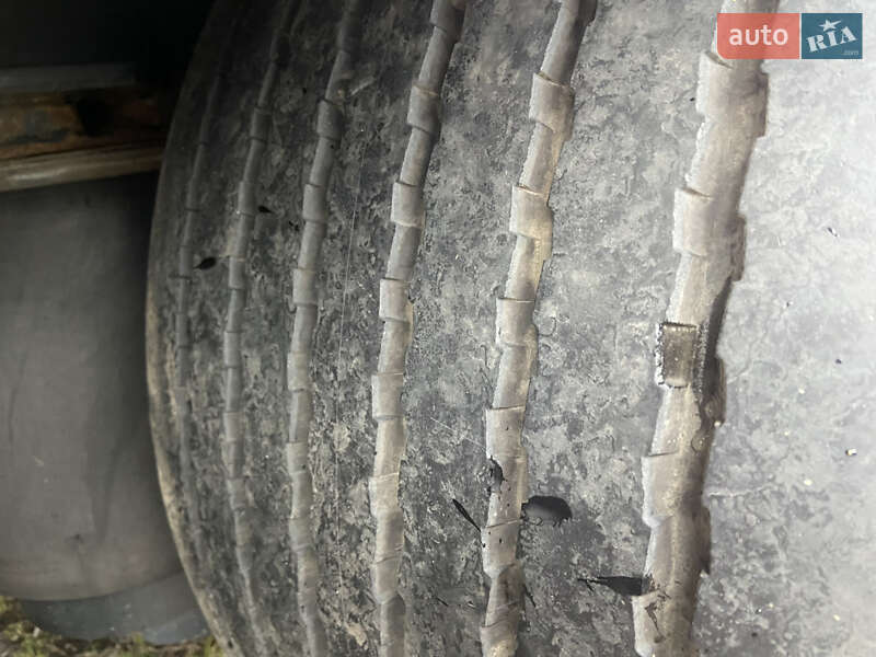 Тентованный борт (штора) - полуприцеп Krone Mega 2012 в Бучаче