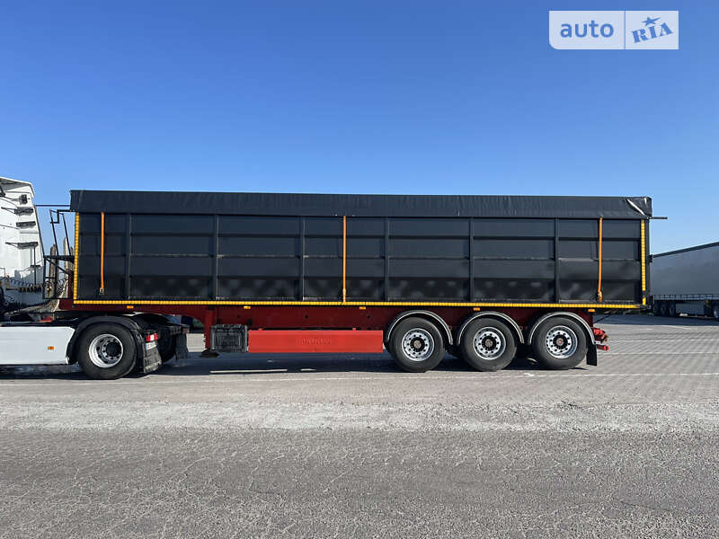 Зерновоз - напівпричіп Krone SAF 2007 в Рівному