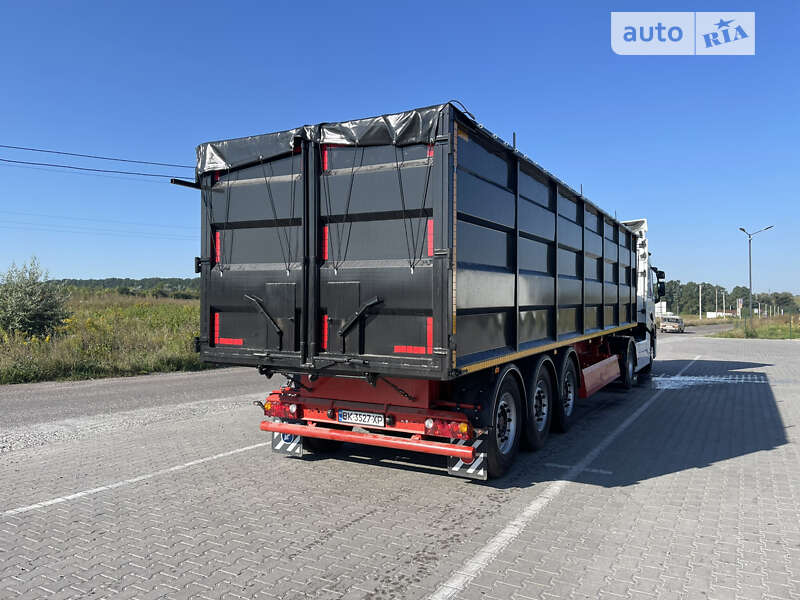 Зерновоз - напівпричіп Krone SAF 2007 в Рівному