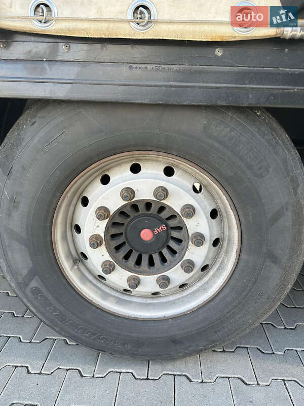 Тентований борт (штора) - напівпричіп Krone SAF 2015 в Коломиї