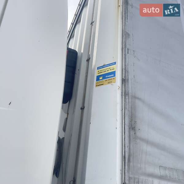 Тентований борт (штора) - прицеп Krone SAF 2014 в Іршаві