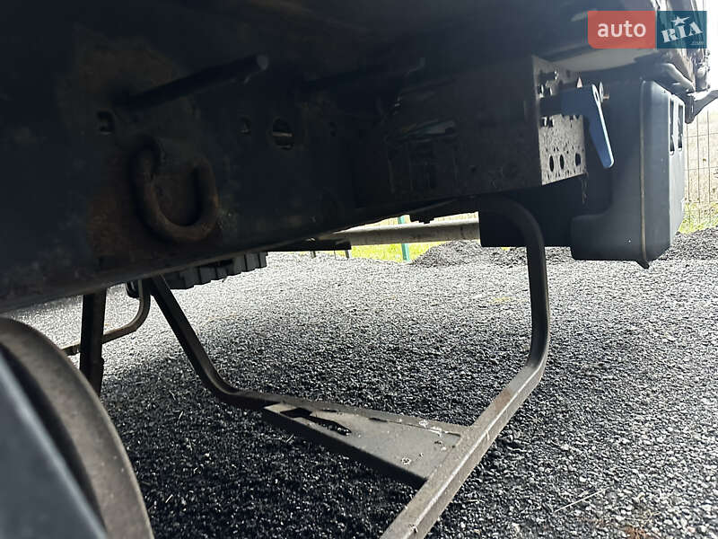 Тентований борт (штора) - напівпричіп Krone SAF 2014 в Умані