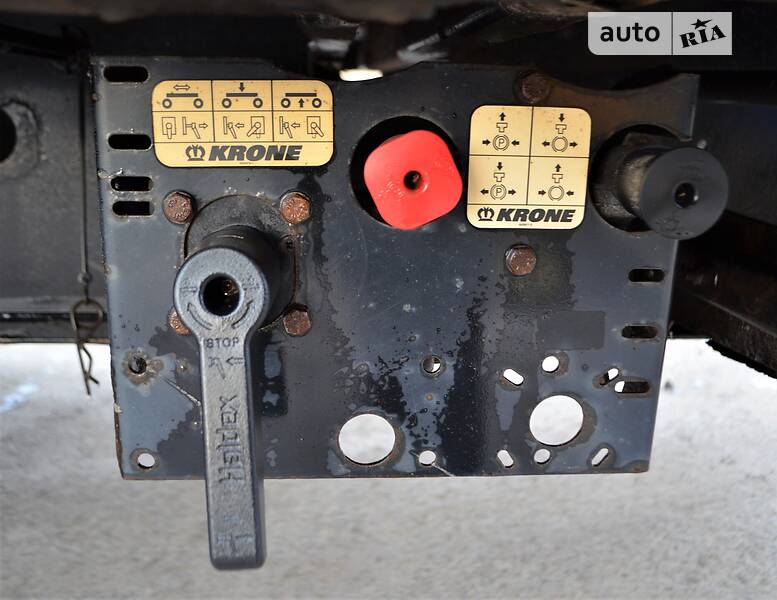 Тентованный борт (штора) - полуприцеп Krone SD 27 2011 в Львове