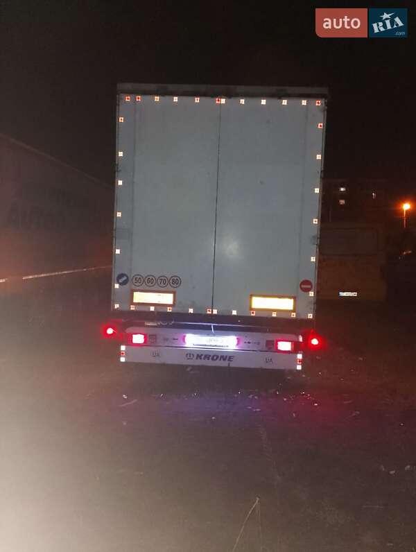 Тентованный борт (штора) - полуприцеп Krone SD 27 2007 в Львове