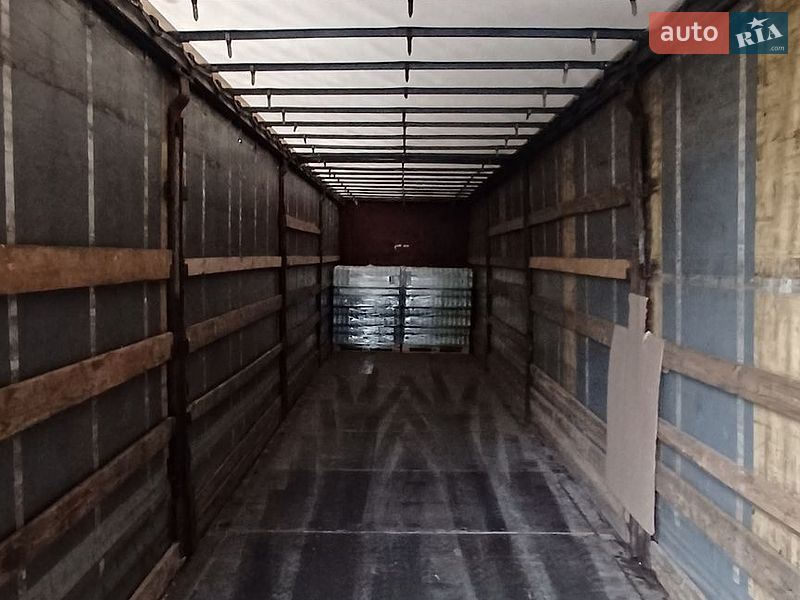 Тентованный борт (штора) - полуприцеп Krone SD 27 1998 в Львове